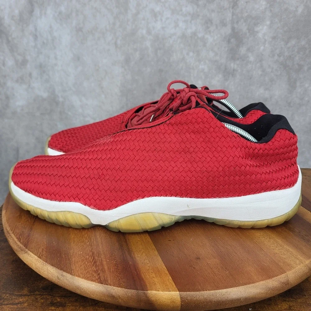 Air Jordan Future Low Basketball Sneakers Mens‎ 13 Red White Shoes 718948-601